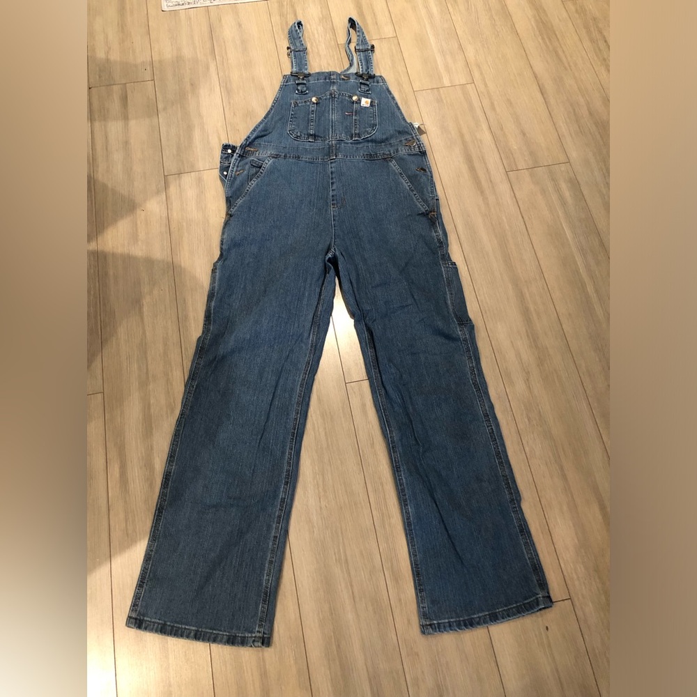 Women’s Carhartt Denim overalls sz M (8-10)